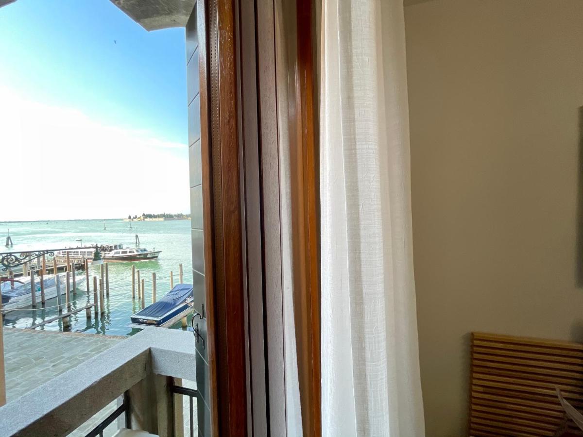Ca' Monica Panoramic-Canal View, Biennale Wenecja Zewnętrze zdjęcie